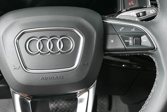new 2025 Audi Q7 car, priced at $83,750