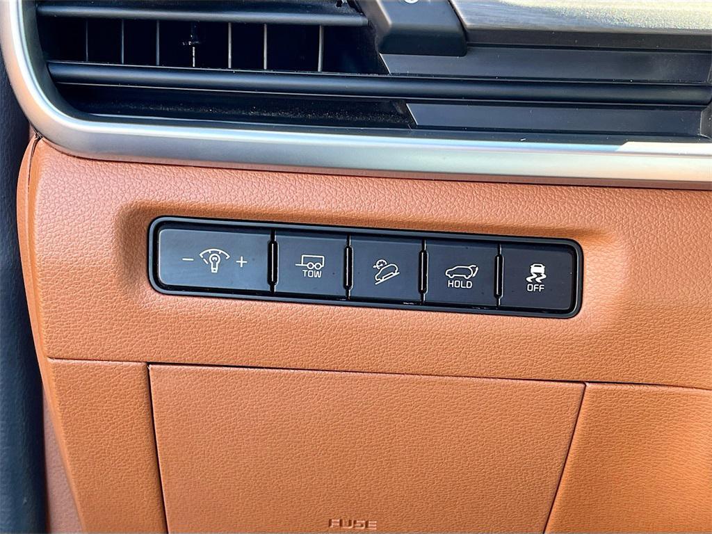 used 2024 Kia Telluride car, priced at $35,300