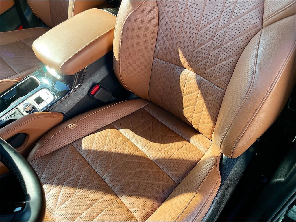 used 2024 Kia Telluride car, priced at $35,300