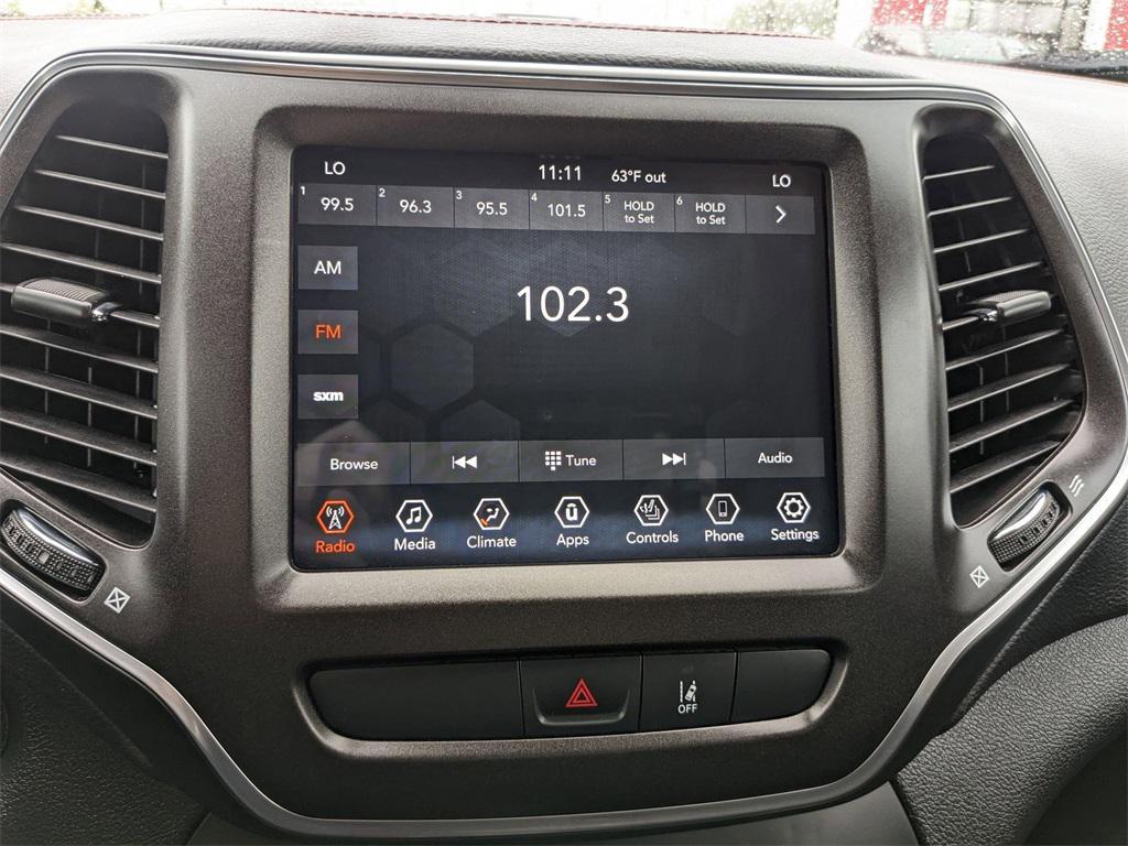 used 2022 Jeep Cherokee car, priced at $21,100