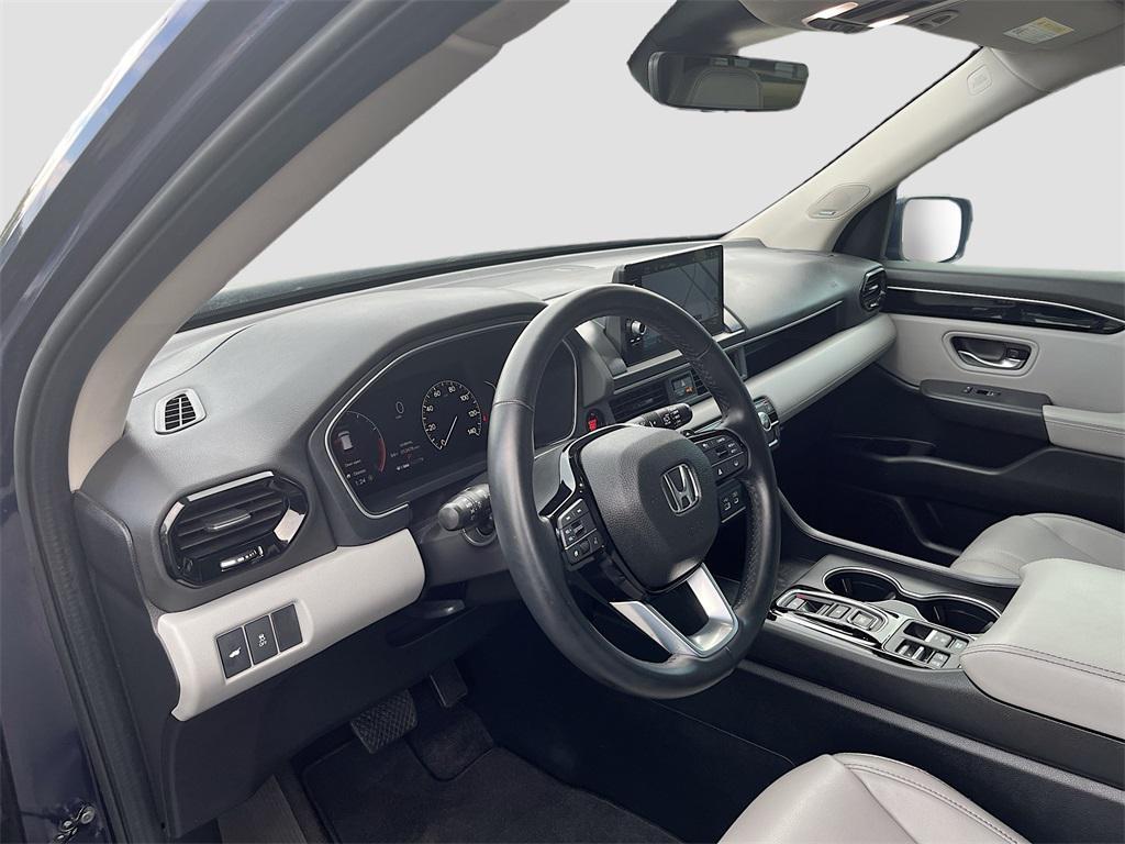 used 2023 Honda Pilot car, priced at $33,900