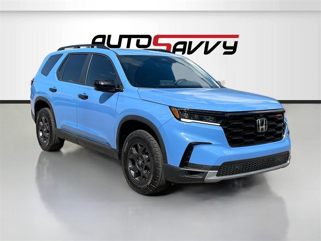 used 2025 Honda Pilot car, priced at $40,500
