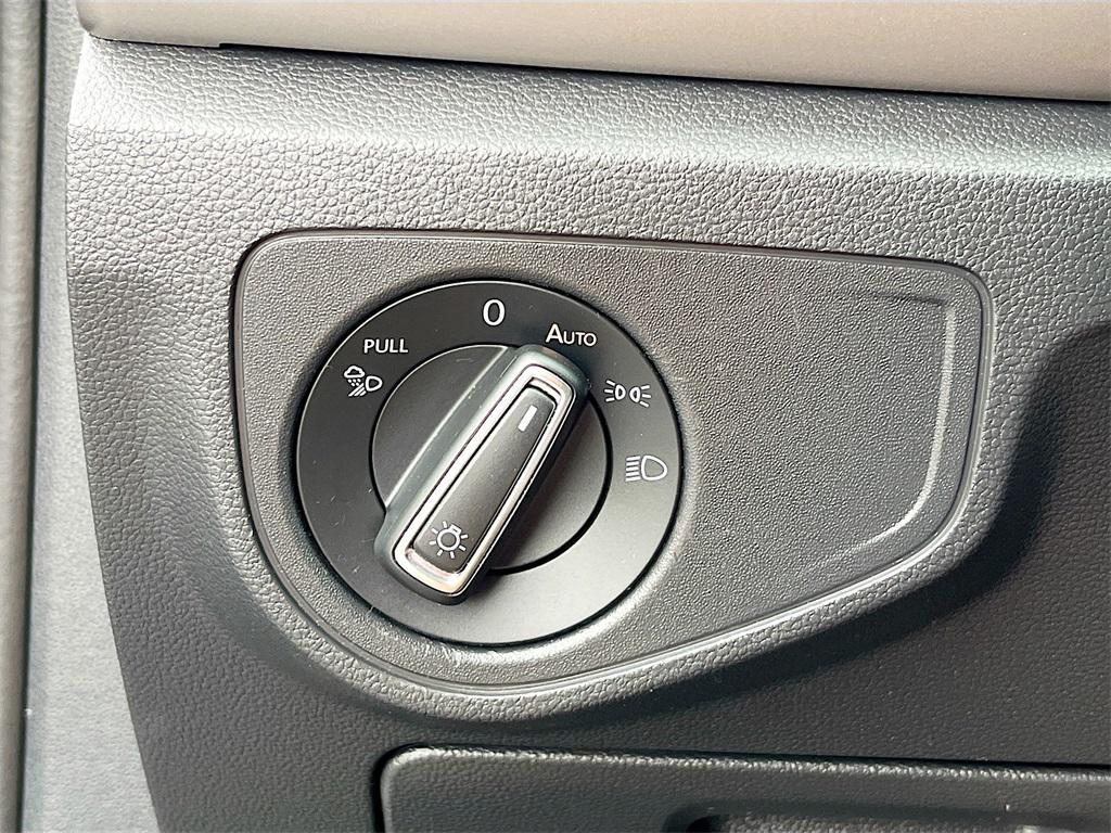 used 2021 Volkswagen Atlas car, priced at $22,300
