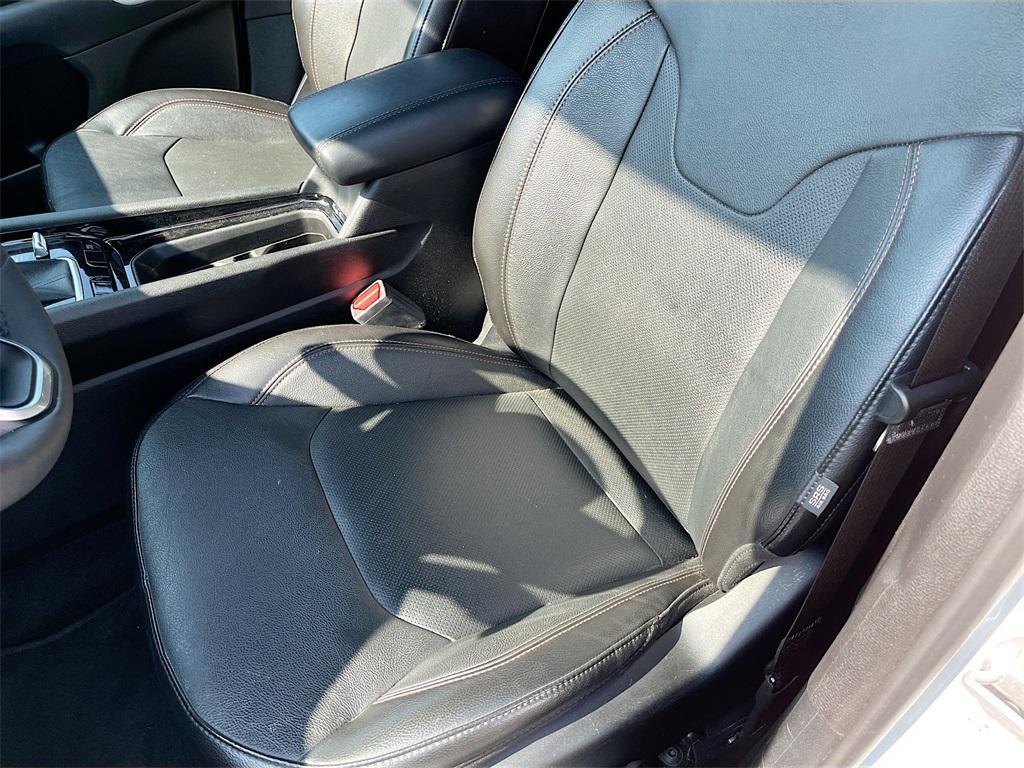 used 2023 Jeep Compass car, priced at $22,300