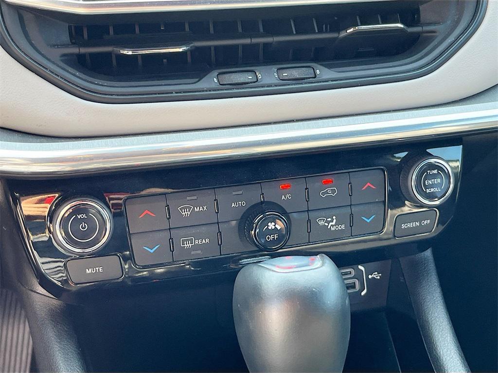 used 2023 Jeep Compass car, priced at $22,300