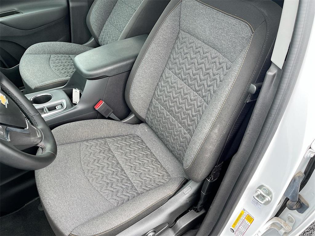 used 2024 Chevrolet Equinox car, priced at $21,900