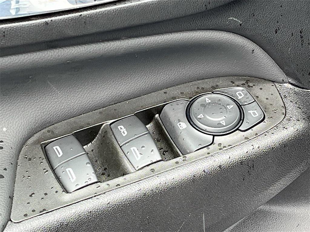 used 2024 Chevrolet Equinox car, priced at $21,900