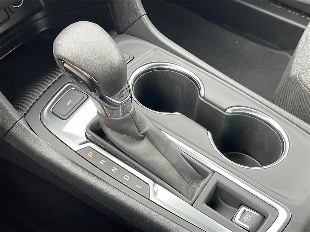 used 2024 Chevrolet Equinox car, priced at $21,900