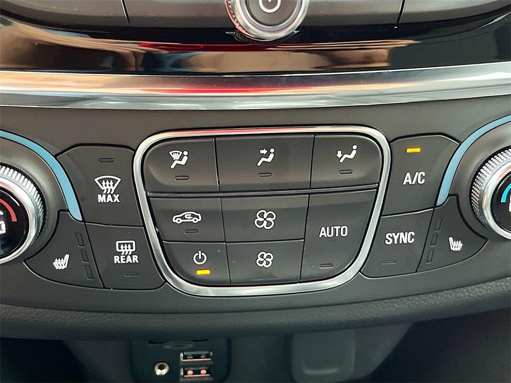 used 2023 Chevrolet Traverse car, priced at $35,000
