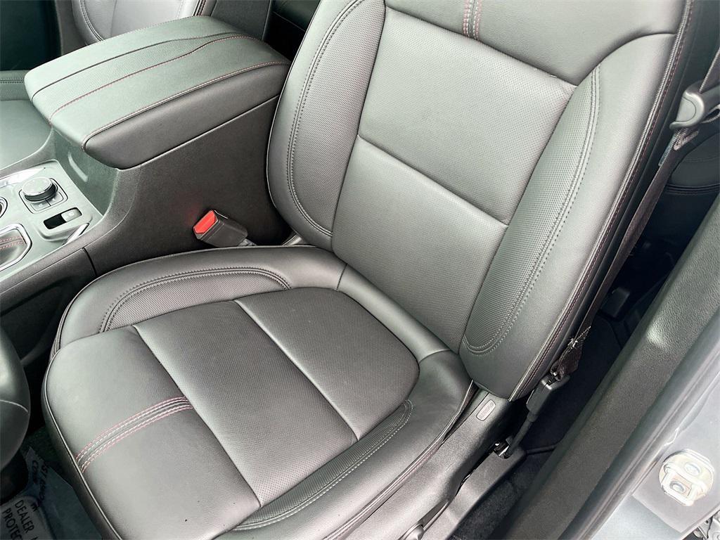 used 2023 Chevrolet Traverse car, priced at $35,000