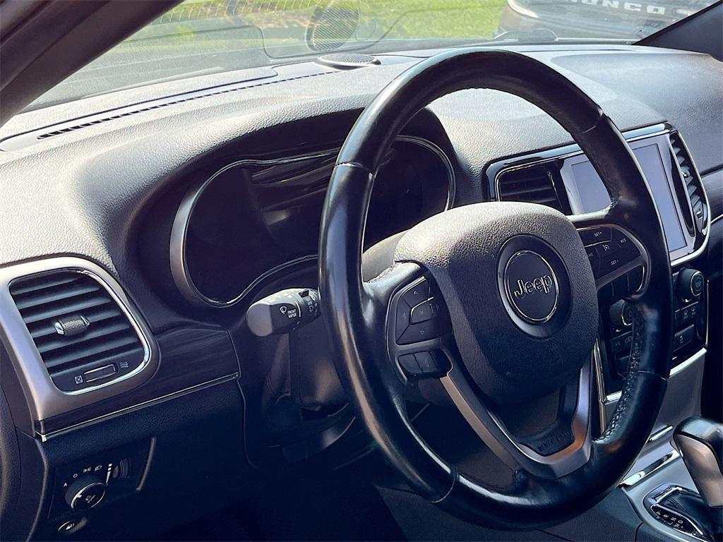 used 2021 Jeep Grand Cherokee car, priced at $21,500