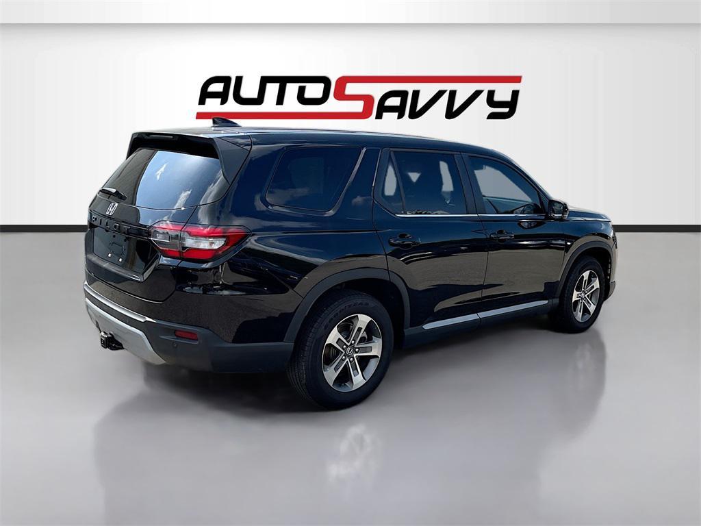 used 2025 Honda Pilot car, priced at $37,300