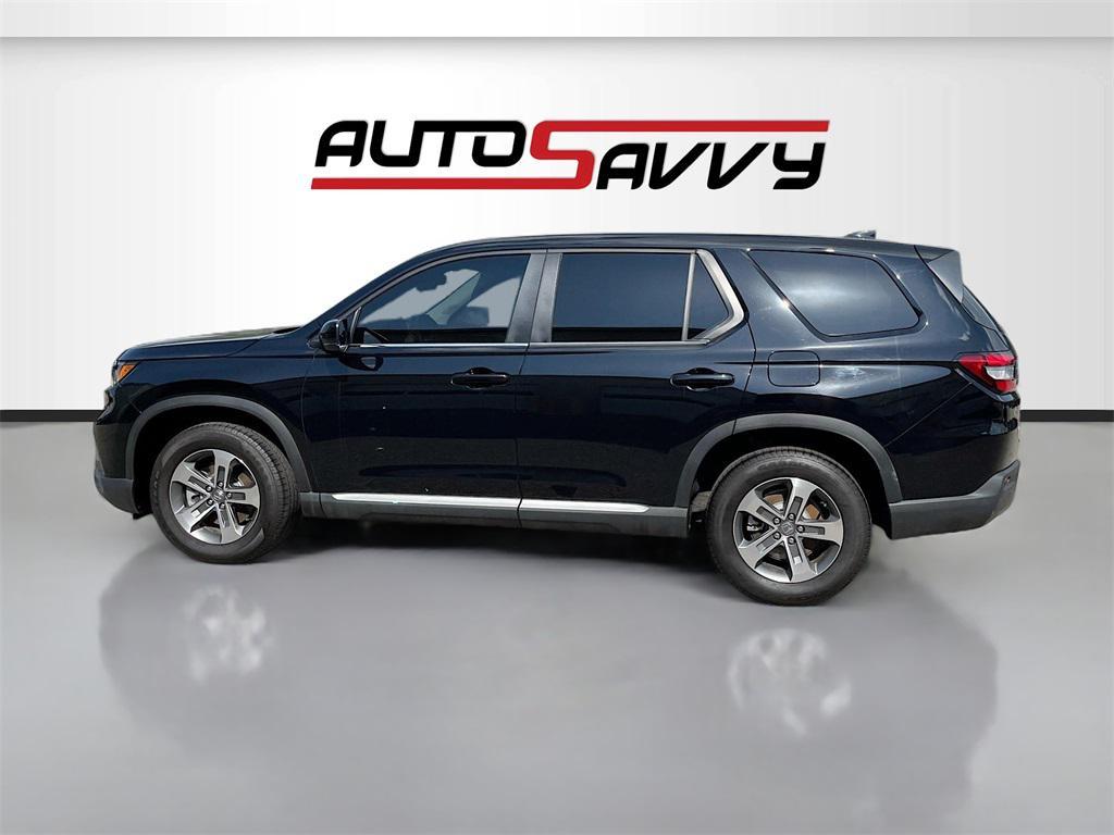 used 2025 Honda Pilot car, priced at $37,300