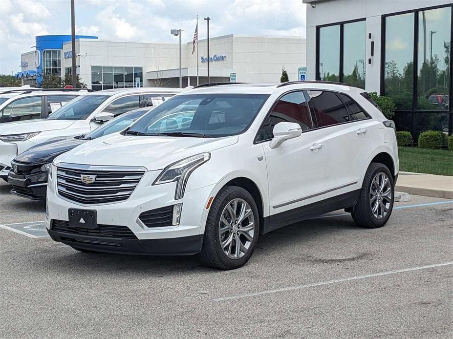 used 2021 Cadillac XT5 car, priced at $30,000