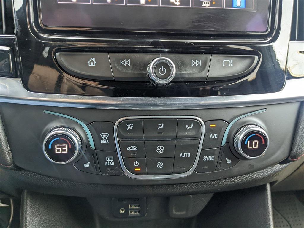 used 2023 Chevrolet Traverse car, priced at $32,200