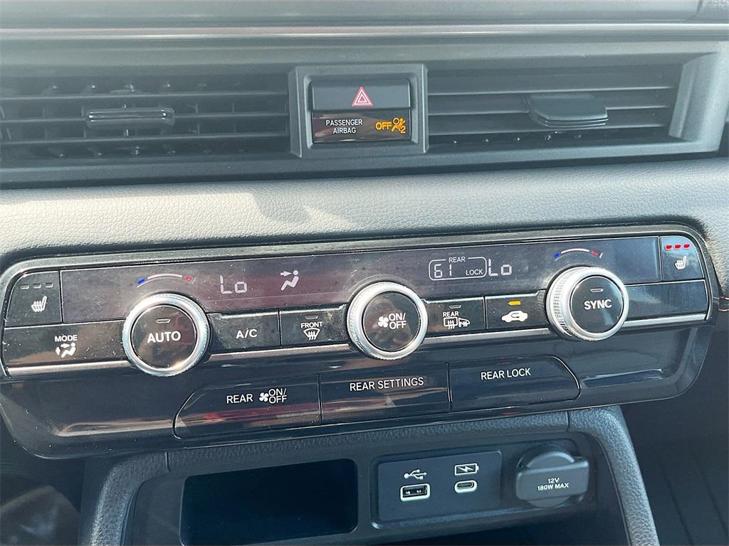 used 2023 Honda Pilot car, priced at $35,000