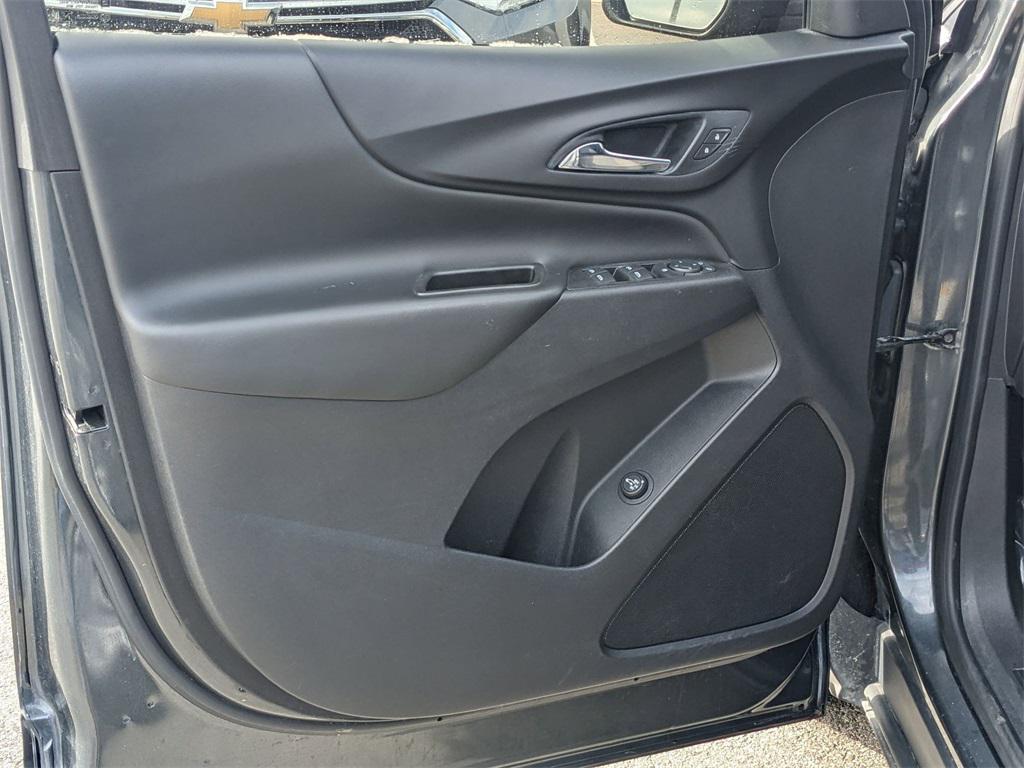 used 2021 Chevrolet Equinox car, priced at $15,000