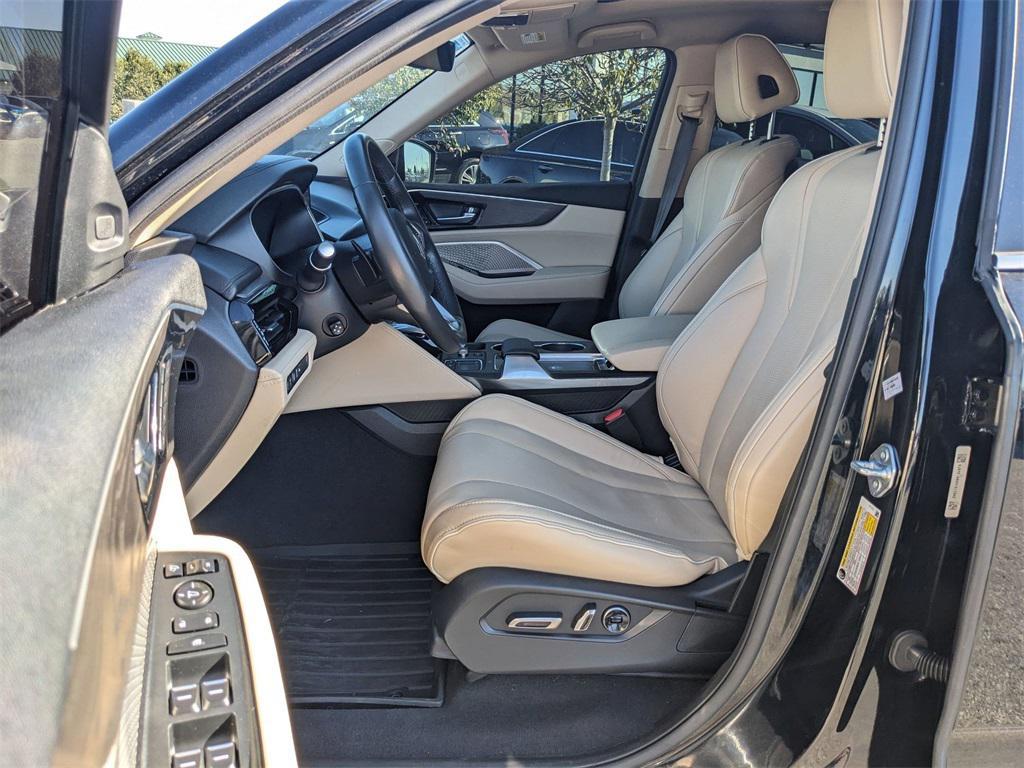 used 2023 Acura MDX car, priced at $38,400