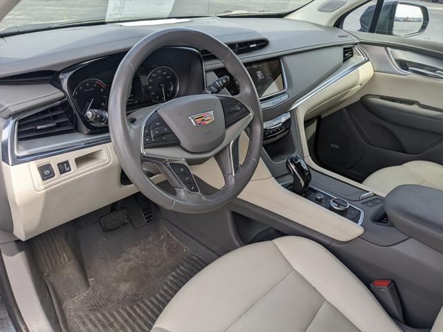 used 2021 Cadillac XT5 car, priced at $28,000