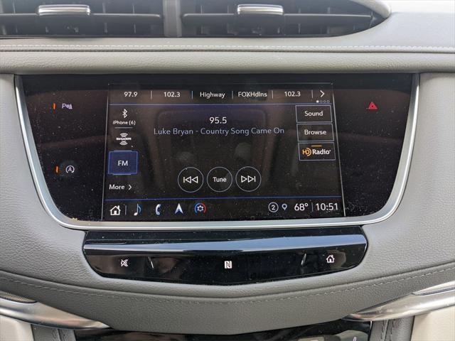used 2021 Cadillac XT5 car, priced at $28,000