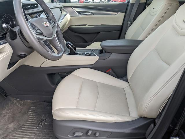 used 2021 Cadillac XT5 car, priced at $28,000
