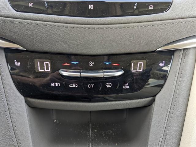 used 2021 Cadillac XT5 car, priced at $28,000