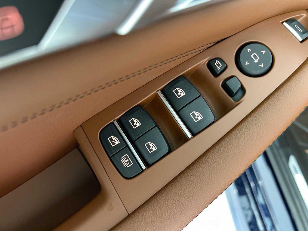new 2026 BMW X7 car, priced at $117,081
