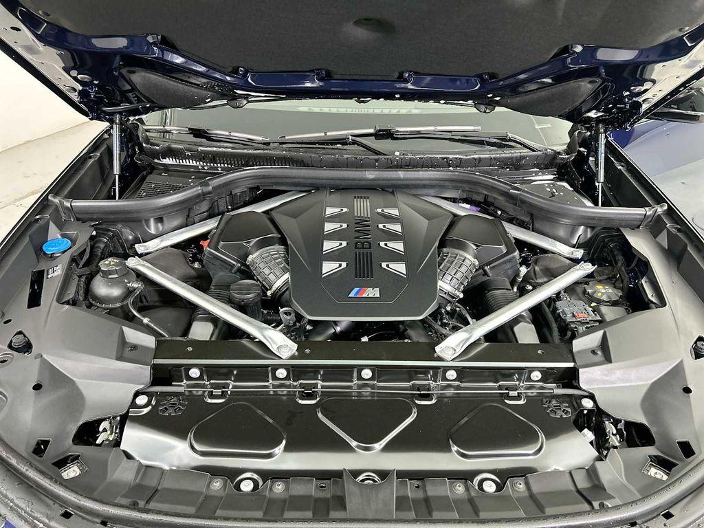 new 2026 BMW X7 car, priced at $117,081