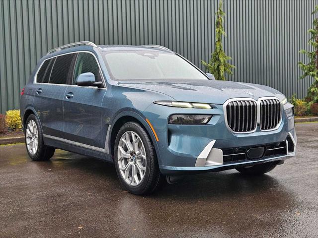 new 2025 BMW X7 car, priced at $90,235