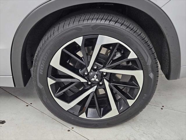 used 2023 Mitsubishi Outlander PHEV car, priced at $29,696