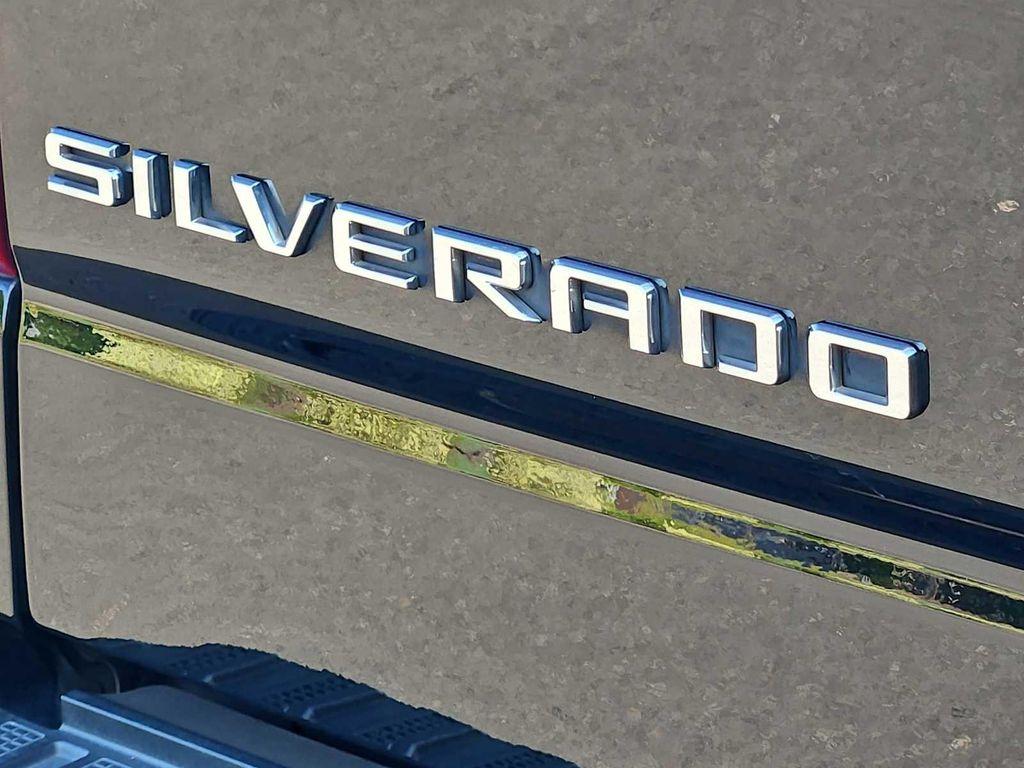 used 2022 Chevrolet Silverado 1500 car, priced at $39,999