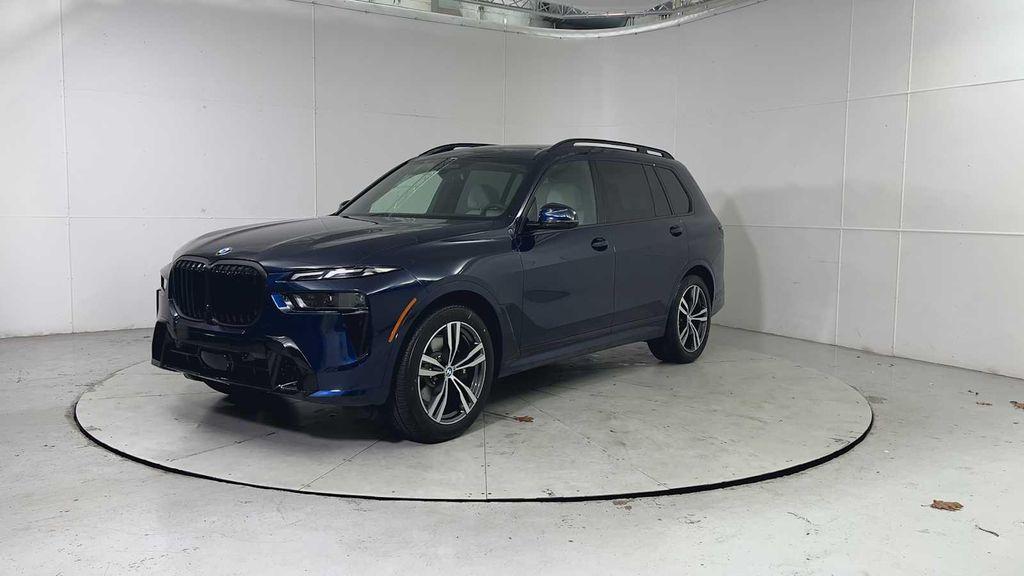 new 2026 BMW X7 car, priced at $100,675