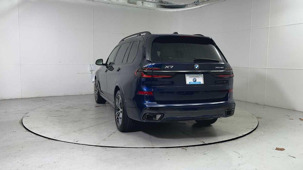 new 2026 BMW X7 car, priced at $100,675