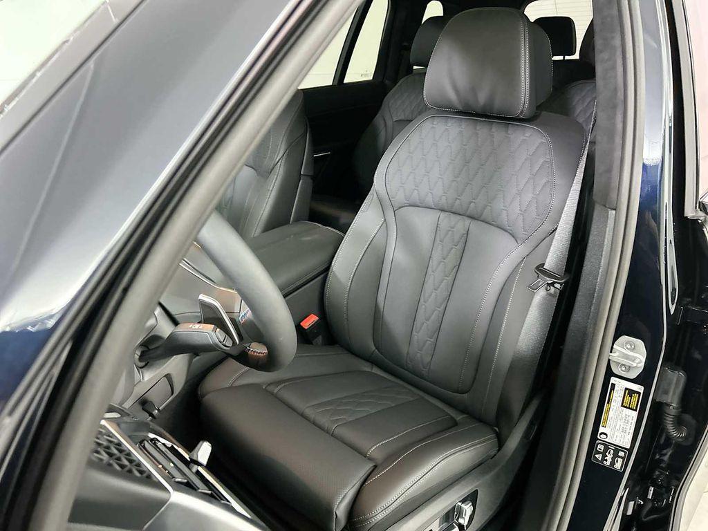 new 2026 BMW X7 car, priced at $115,266