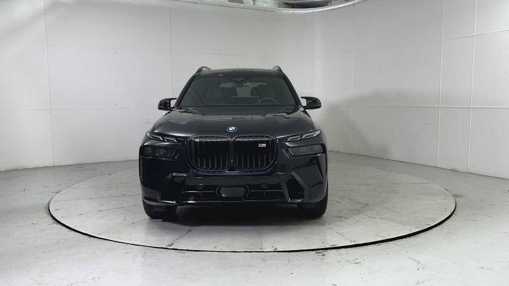 new 2026 BMW X7 car, priced at $115,266