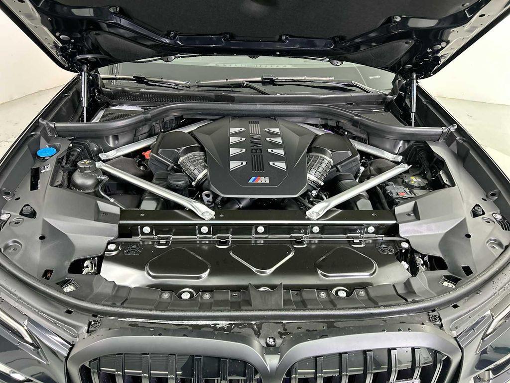 new 2026 BMW X7 car, priced at $115,266
