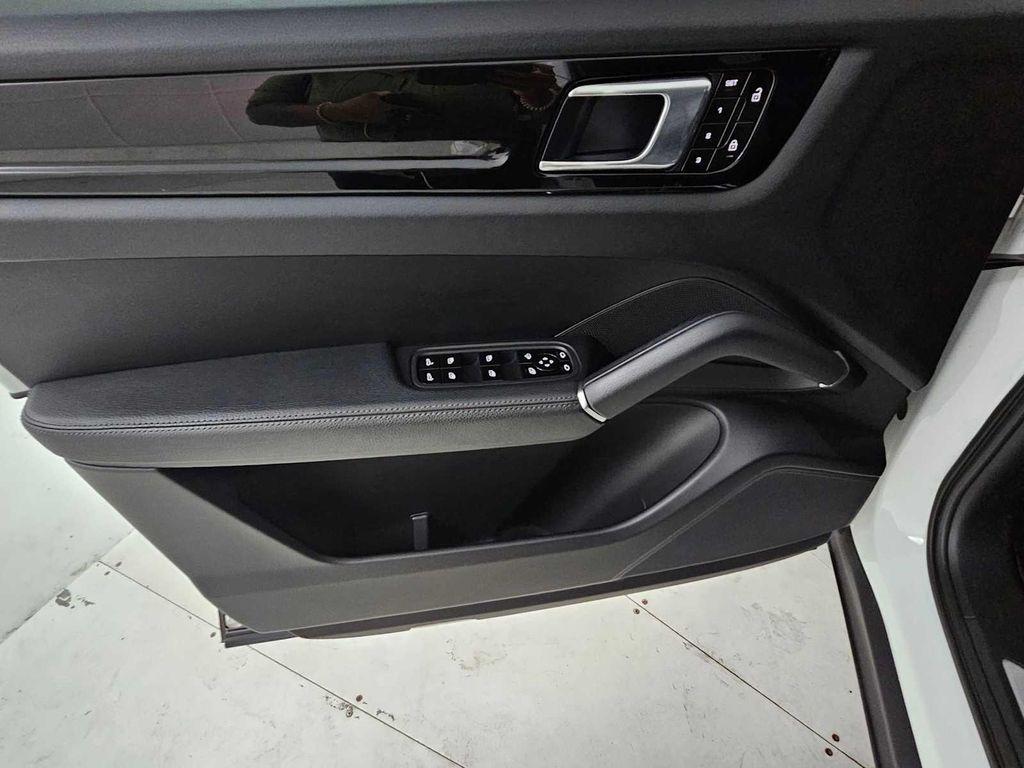 used 2020 Porsche Cayenne car, priced at $40,390