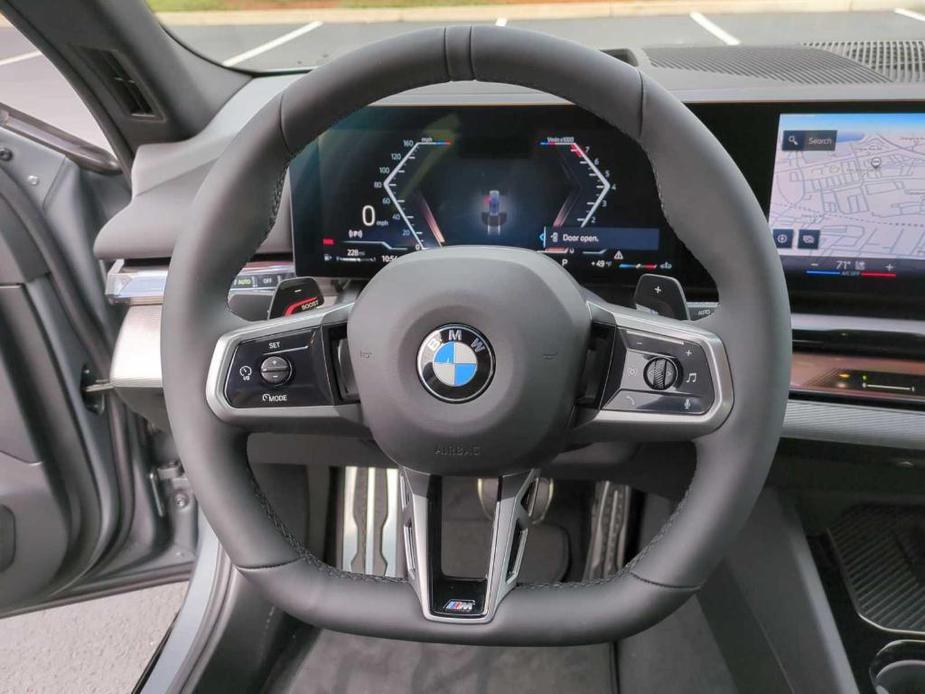 new 2024 BMW 540 car, priced at $85,665