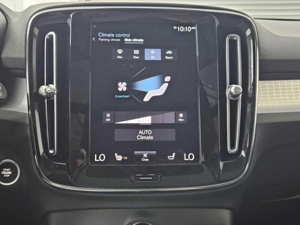 used 2021 Volvo XC40 car, priced at $25,900