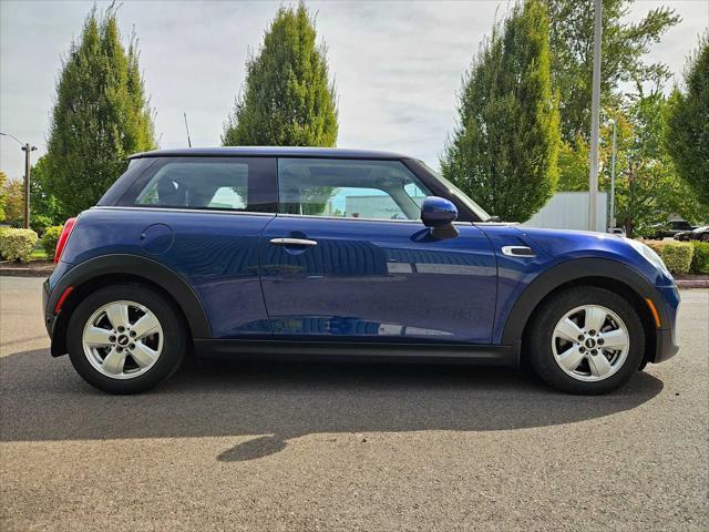 used 2018 MINI Hardtop car, priced at $16,990