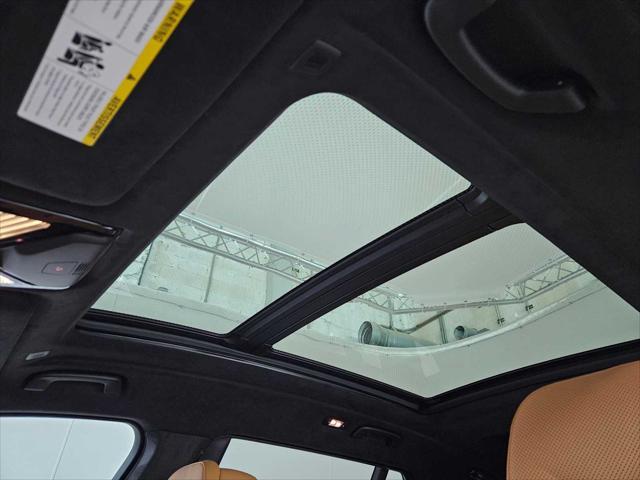 new 2026 BMW X7 car, priced at $98,275