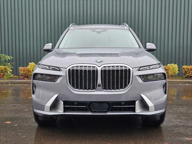 new 2025 BMW X7 car, priced at $89,350