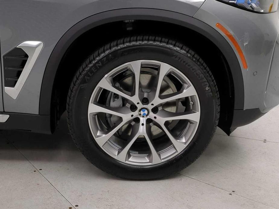 new 2025 BMW X5 car, priced at $73,260