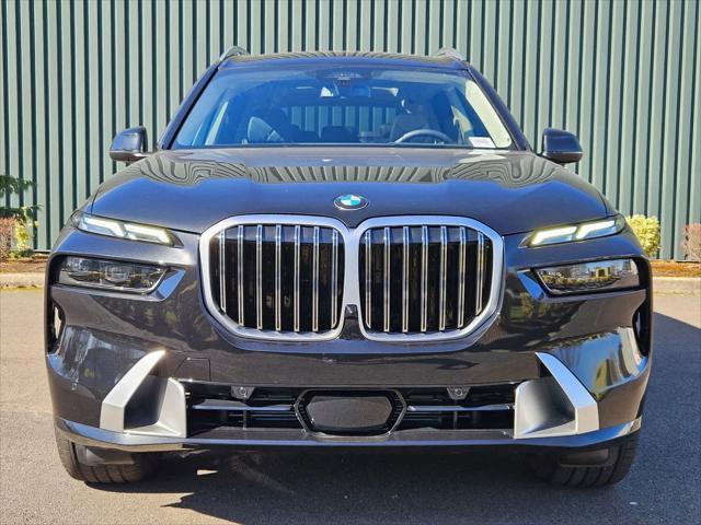 new 2025 BMW X7 car, priced at $91,525