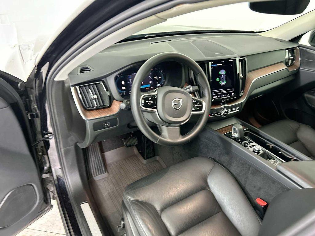 used 2023 Volvo XC60 car, priced at $36,528