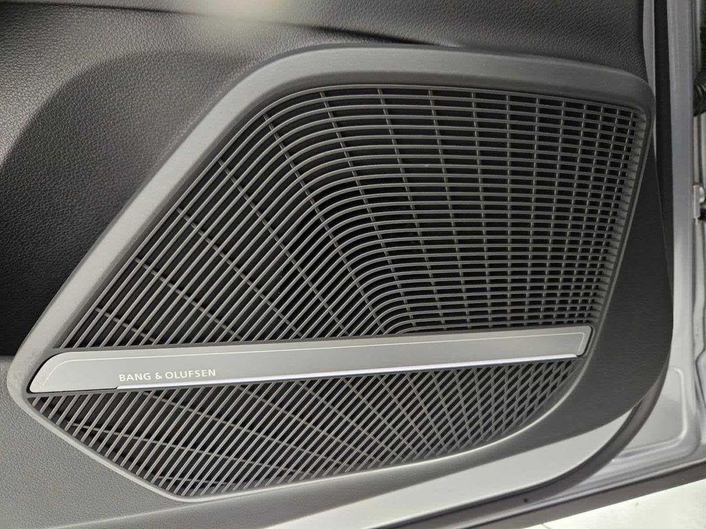used 2022 Audi Q5 car, priced at $30,499