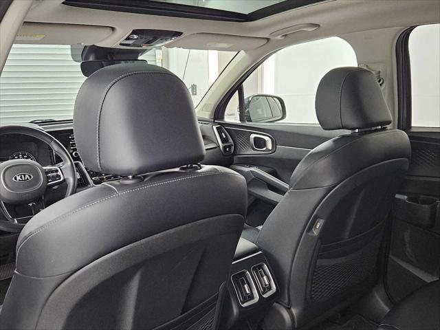 used 2021 Kia Sorento car, priced at $24,677