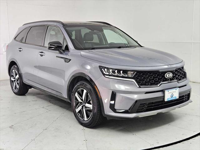 used 2021 Kia Sorento car, priced at $24,677