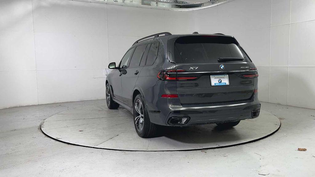 new 2026 BMW X7 car, priced at $100,925