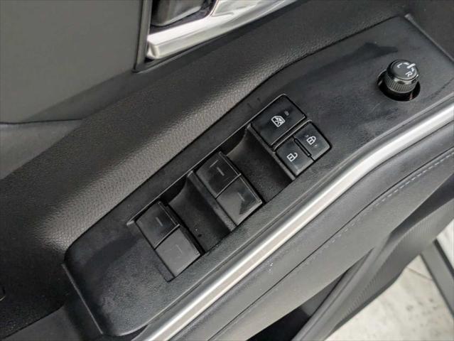 used 2021 Toyota Highlander car, priced at $34,133